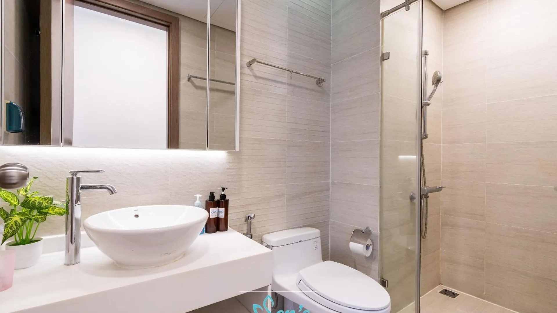 Luxuria Central Residences Ho Chi Minh City Apartment